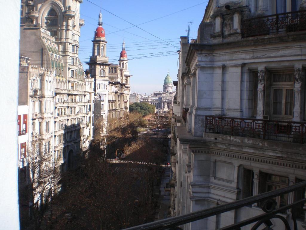 Hotel Chile Buenos Aires Eksteriør bilde