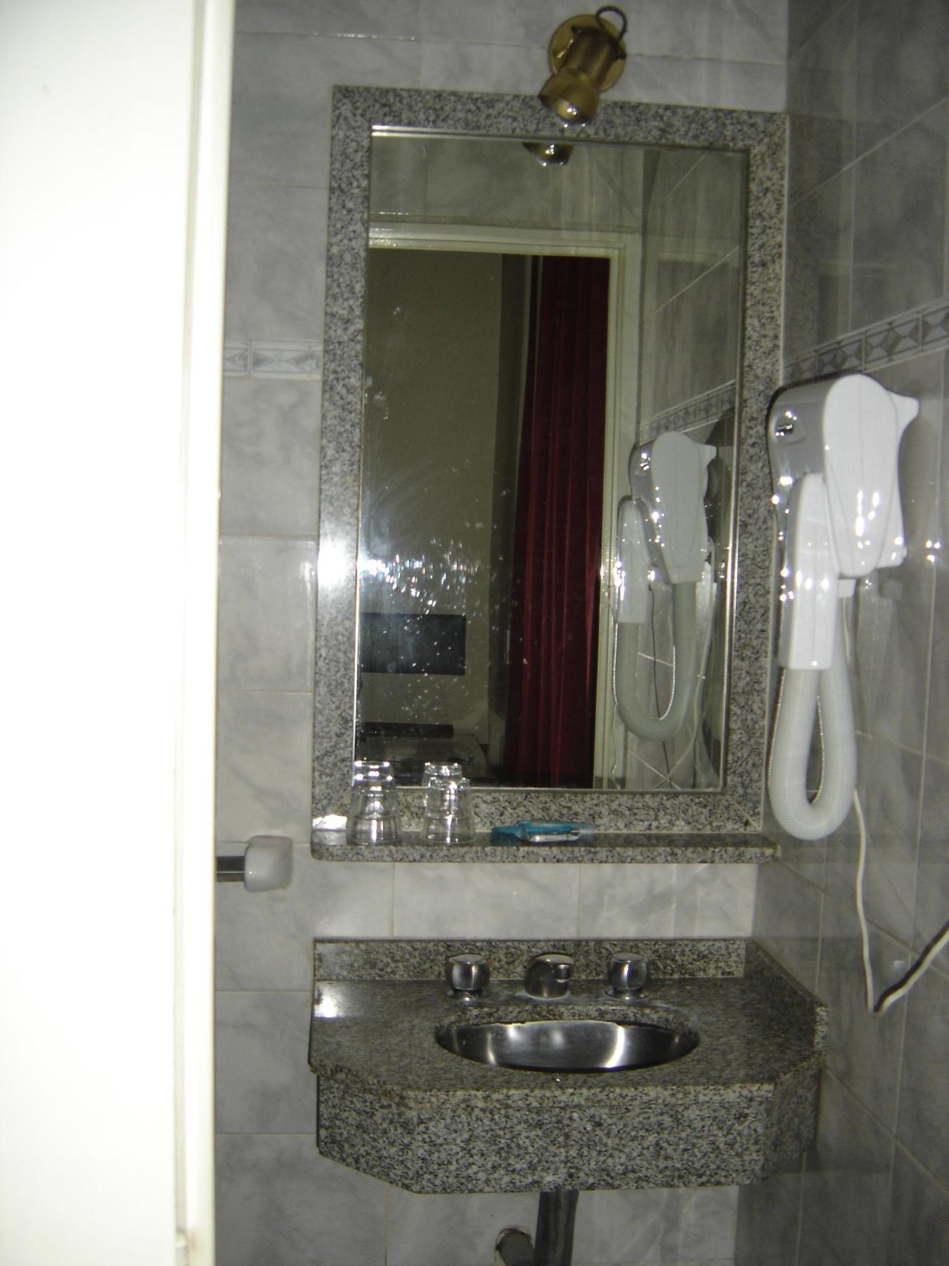 Hotel Chile Buenos Aires Eksteriør bilde