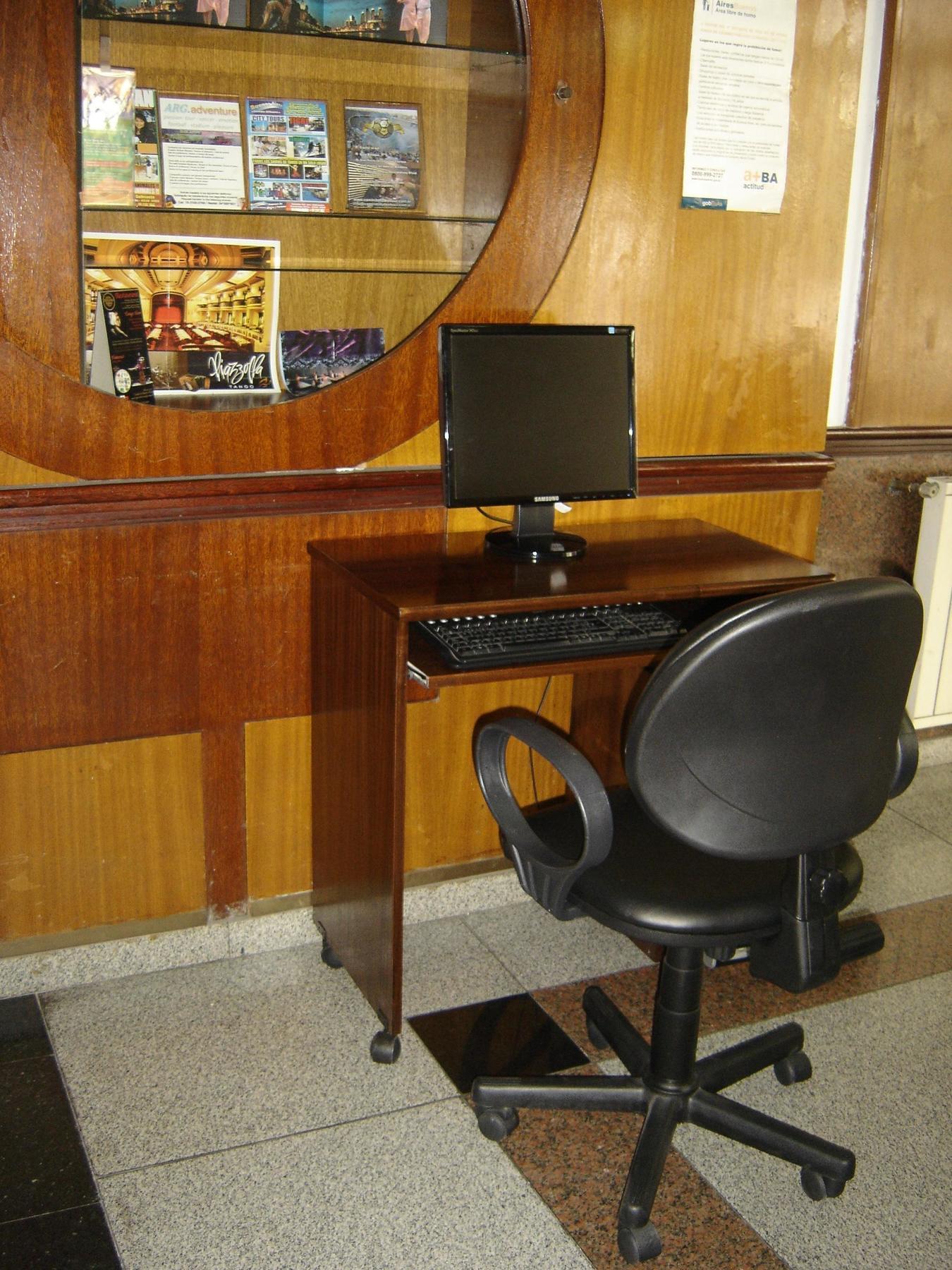 Hotel Chile Buenos Aires Eksteriør bilde
