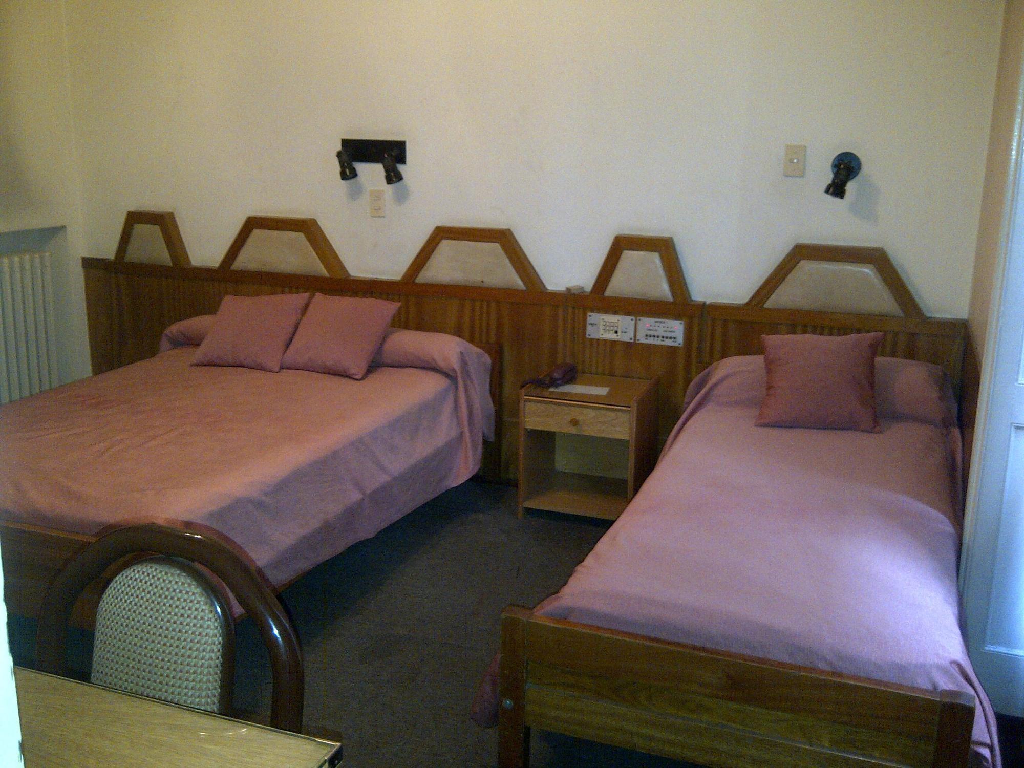 Hotel Chile Buenos Aires Eksteriør bilde